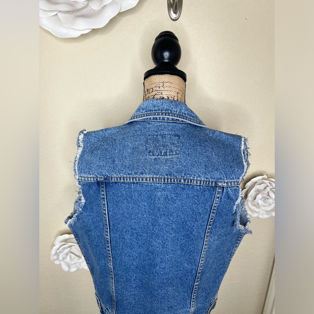 Vintage Gitano Medium Blue Wash Denim Frayed Sleeves Trucker Vest Sz Small - Picture 11 of 14